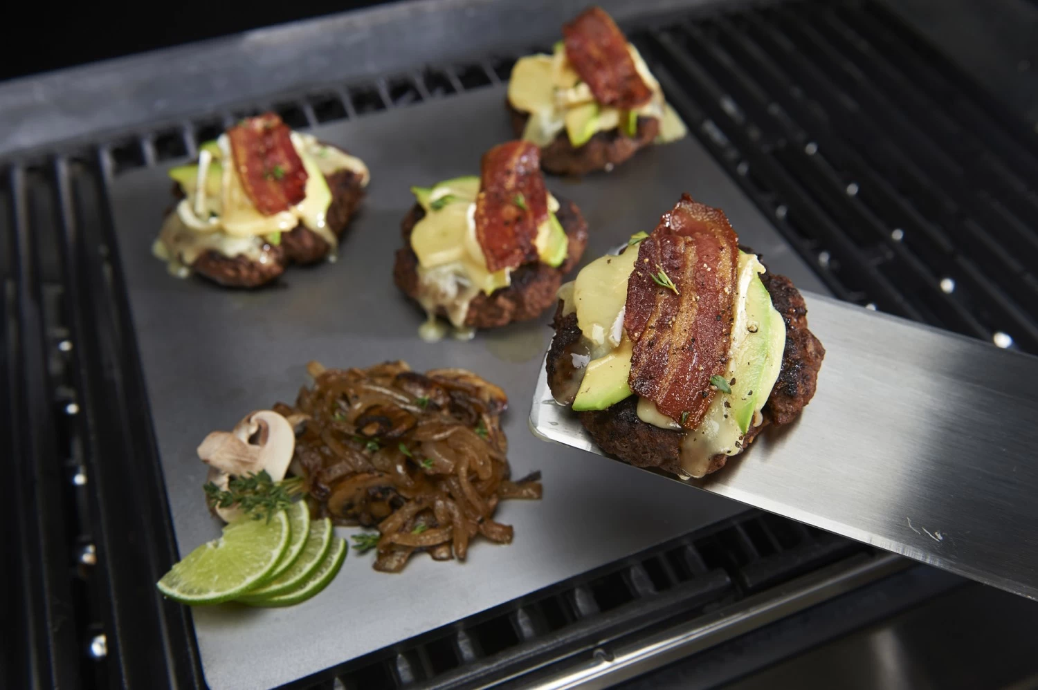 Broil King Grillplatte Aus Massiven Carbonstahl 2 Broil King Grillplatte Aus Massiven Carbonstahl – Bild 2