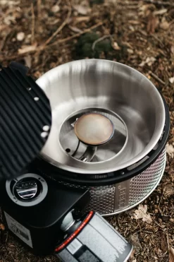 Cobb Grill Premier Gas Deluxe 2.0 - Gasgrill - Kartuschenanschluss - Modell 2023 18 Cobb Grill Premier Gas Deluxe 2.0 - Gasgrill - Kartuschenanschluss - Modell 2023 -Barbecue Shop Cobb Grill Premier Gas Deluxe Campinggrill