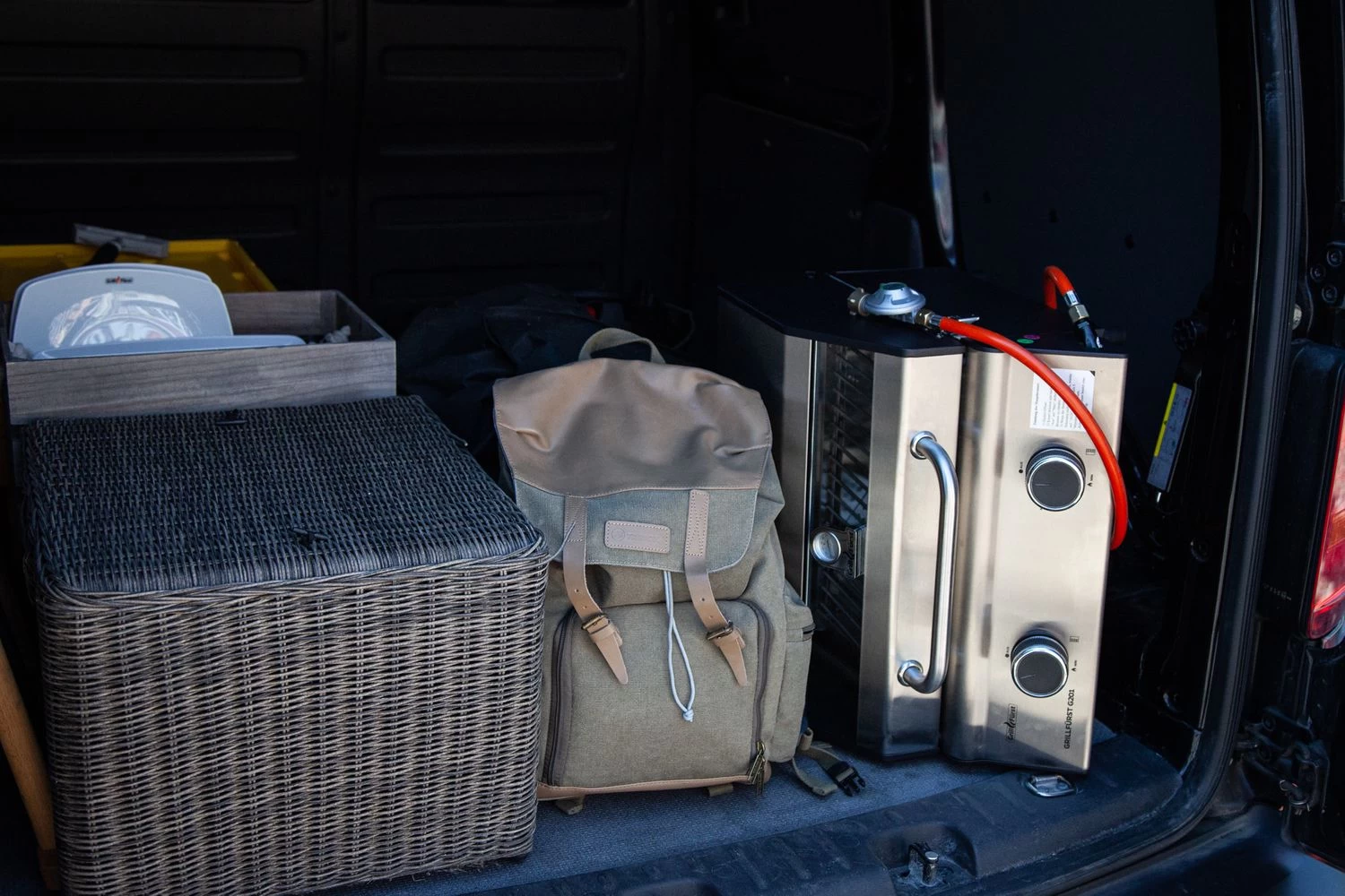 Grillfürst G201E 2-Brenner Gasgrill Portabel V2 - Campinggrill / Balkongrill 50mbar 13 Grillfürst G201E 2-Brenner Gasgrill Portabel V2 - Campinggrill / Balkongrill 50mbar – Bild 13