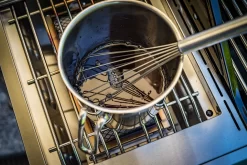 Grillfürst G210E 2-Brenner Gasgrill Mit Hochtemperaturbrenner Und Edelstahl Rosten 37 Grillfürst G210E 2-Brenner Gasgrill Mit Hochtemperaturbrenner Und Edelstahl Rosten -Barbecue Shop Grillfuerst Gasgrill G210E Seitenbrenner Topf