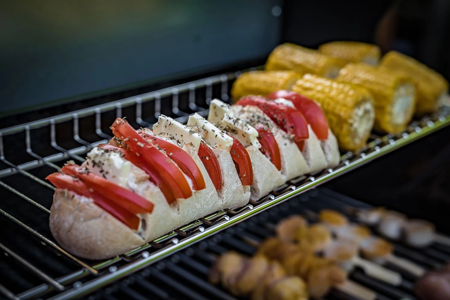 Grillfürst S330G 3-Brenner Gasgrill Mit Seitenkocher Und Gusseisen Rosten Inkl. Abdeckhaube 7 Grillfürst S330G 3-Brenner Gasgrill Mit Seitenkocher Und Gusseisen Rosten Inkl. Abdeckhaube – Bild 7