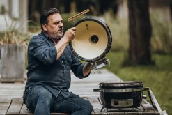 Monolith ICON Black Keramikgrill Tischgrill Inkl. Gestell -Barbecue Shop Monolith Keramikgrill Icon Deckel abnehmbar