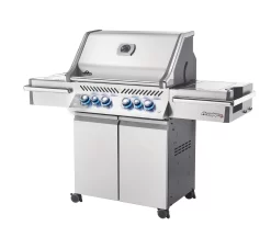 Napoleon Prestige Pro 500-3 Edelstahl Gasgrill Inkl. Drehspieß - X-DEAL Inkl. Napoleon Holzkohlegrill Kugelgrill Ø 57cm -Barbecue Shop Napoleon Prestige Pro 500 seitlich 02 1