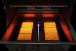 Napoleon Prestige Pro 825-3 Edelstahl Gasgrill Inkl. Drehspieß Und Bodenbeleuchtung + Gratis Napoleon TravelQ PRO285 Kompakt Gasgrill -Barbecue Shop Napoleon Prestige Pro 825 sizzle zone