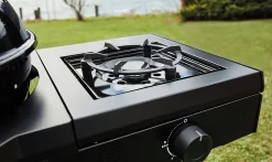 Outdoorchef Gas Kugelgrill Davos 570G Pro Mit Cooking Zone (Seitenkocher) & Abdeckhaube 15 Outdoorchef Gas Kugelgrill Davos 570G Pro Mit Cooking Zone (Seitenkocher) & Abdeckhaube -Barbecue Shop Outdoorchef Cooking Zone Davos Lifestyle