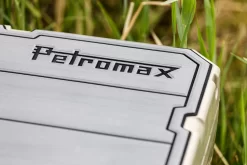 Petromax Haft-Auflage Für Kühlbox Kx50 Grau Mit Linien 7 Petromax Haft-Auflage Für Kühlbox Kx50 Grau Mit Linien -Barbecue Shop Petromax Haftauflage Kuehlbox grau Linien Detail