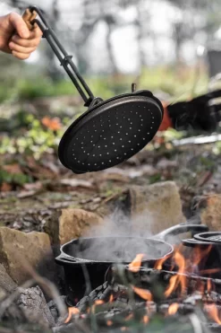 Petromax Gusseiserne Kasserolle Mit Deckel Kr1 17 Petromax Gusseiserne Kasserolle Mit Deckel Kr1 -Barbecue Shop Petromax Kasserolle Deckel Noppen kr2 kr1