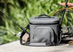 Petromax Kühltasche 8 Liter / Dunkelgrau -Barbecue Shop Petromax Kuehltasche 8Liter grau Lifestyle