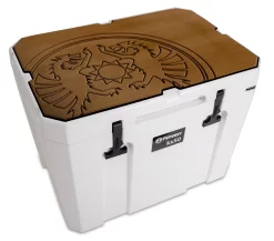 Petromax Kühlbox 50 Liter Alpenweiß - Inkl. Sitzkissen, Haft-Unterlage Und Einsatzkorb 17 Petromax Kühlbox 50 Liter Alpenweiß - Inkl. Sitzkissen, Haft-Unterlage Und Einsatzkorb -Barbecue Shop Petromax kx50 padw d Haft Auflage Kuehlbox kx50 braun Drachen 6 1625043118