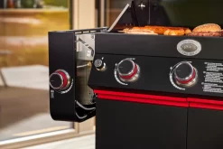 Rösle Videro G4-S VARIO+ Schwarz Gasgrill - FC Bayern Edition - Inkl. FC Bayern Abdeckhaube, Grillzange, Grillbürste Und Grillhandschuhe -Barbecue Shop Roesle FC Bayern Grill Videro klappbare Seitenablage