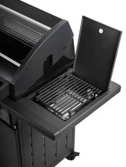 Rösle Gasgrill Magnum PRO G4-S - Modell 2023 -Barbecue Shop Roesle Gagsrill Magnum Pro Prime Zone offen2 3