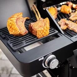 Rösle Gasgrill Videro G4-S Vario+ Nero Schwarz - Modell 2023 - X-DEAL Inkl. Abdeckhaube -Barbecue Shop Roesle Videro G4 S Vario NERO Primezone Gussrost
