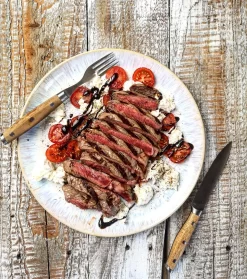 Steak Champ Gourmet Steakbesteck Set: 2 Steakmesser Und 2 Gabeln -Barbecue Shop Steak Champ Gourmet Messerset Steak Teller 101059