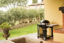 Napoleon Holzkohlegrill Kugelgrill Ø 57cm Im Rollwagen Mit Gussrost Und Deckelscharnier PRO22K-Cart-2 22 Napoleon Holzkohlegrill Kugelgrill Ø 57cm Im Rollwagen Mit Gussrost Und Deckelscharnier PRO22K-Cart-2 -Barbecue Shop napoleon grill terrasse PRO22K CART 2