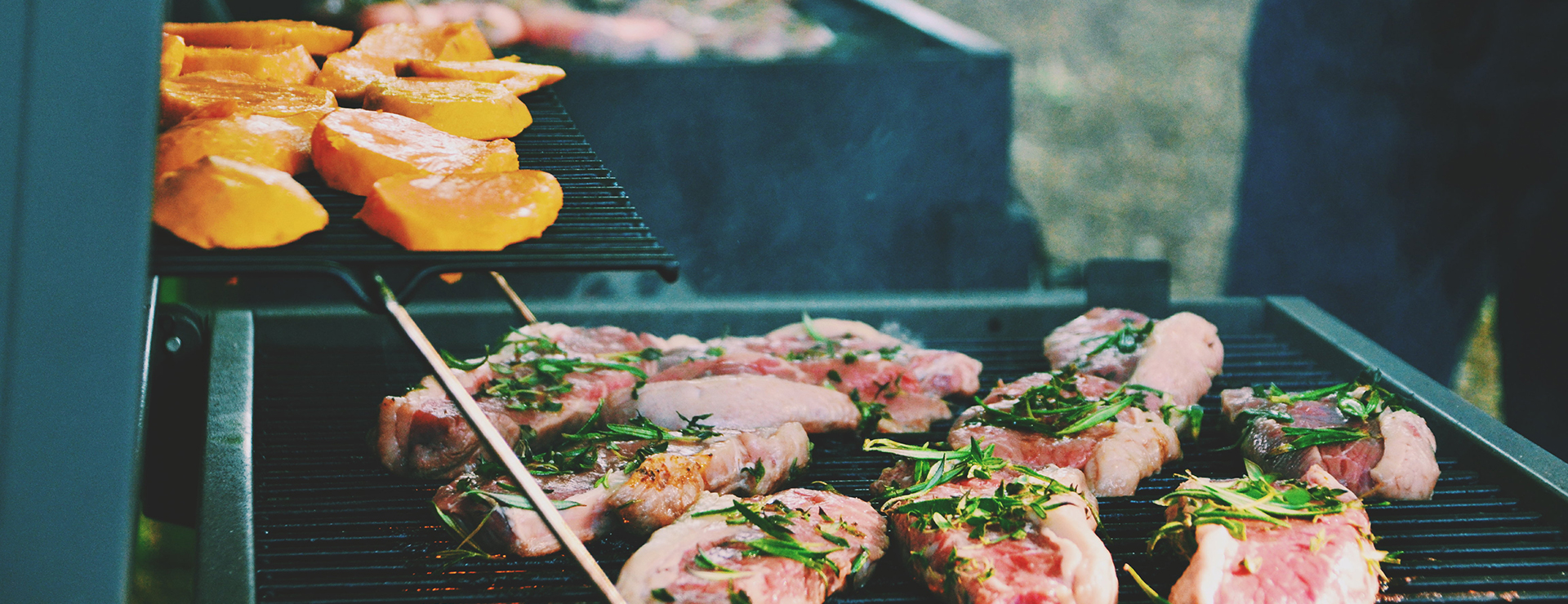 Barbecue Shop -Barbecue Shop photo 1529262365544 55d1707e64e6